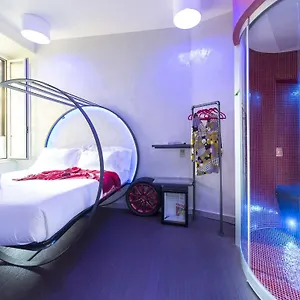 לינה וארוחת בוקר Magenta Pantheon Navona, רומא